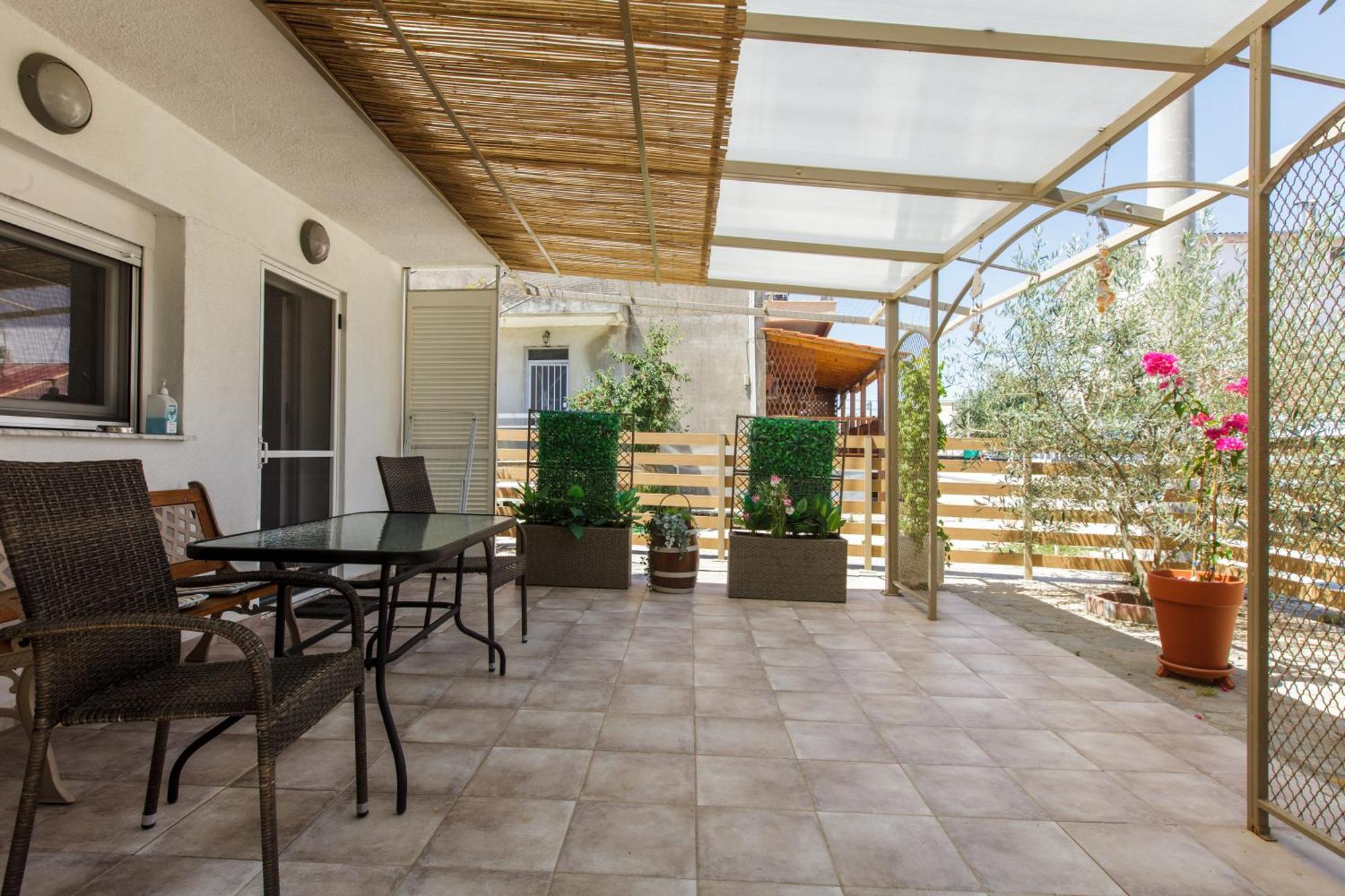 Garden Rooms Fanárion Exterior foto